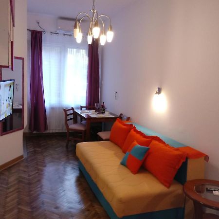 Slavija Square Apartment Beograd Bagian luar foto