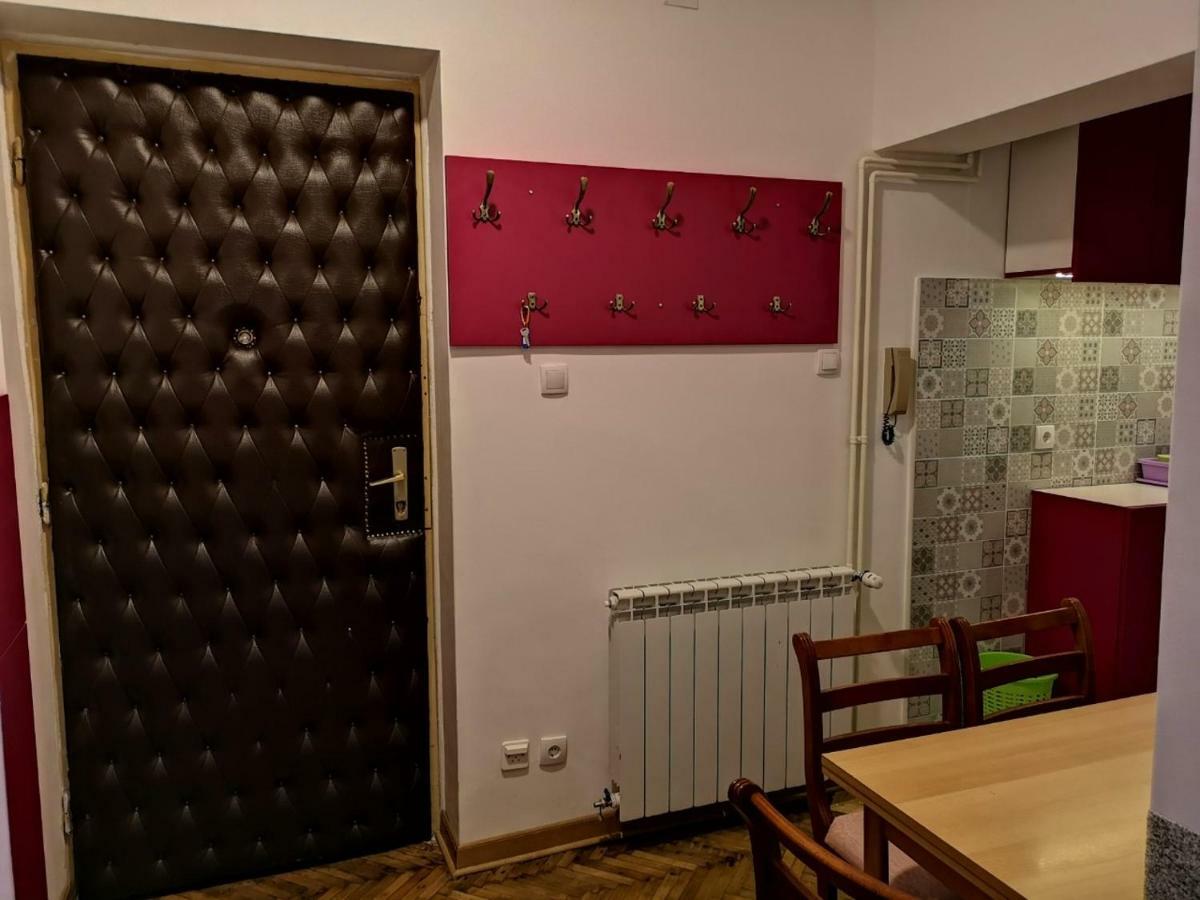 Slavija Square Apartment Beograd Bagian luar foto