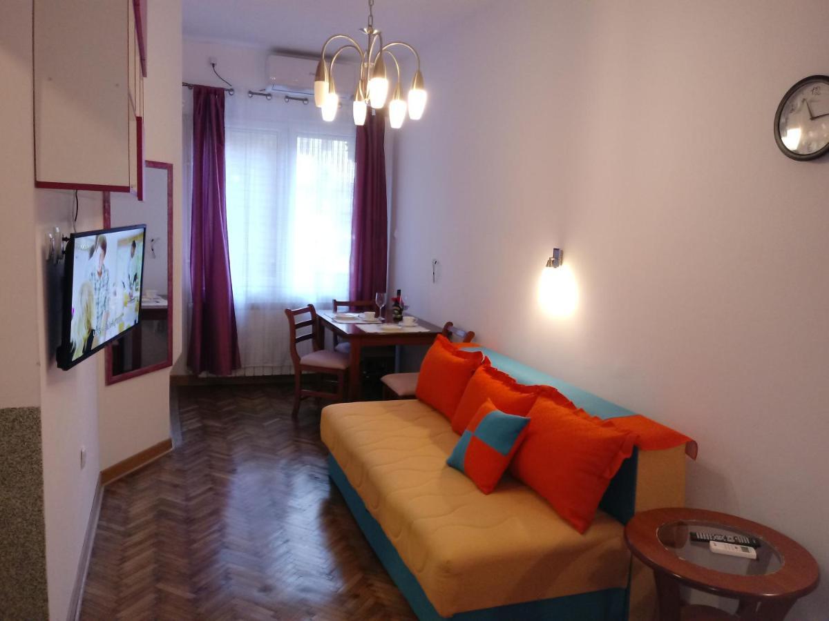 Slavija Square Apartment Beograd Bagian luar foto